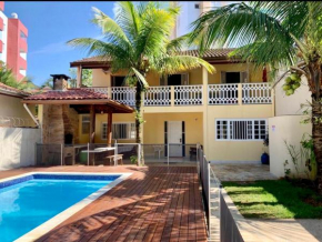 CASA COM 4 DORMITÓRIOS CONFORTAVEl
